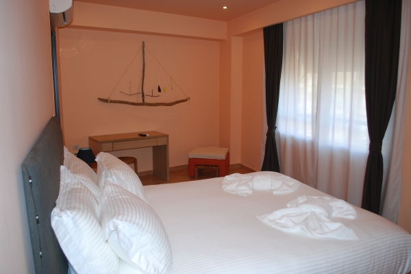 Hotel White Lotus Luxury Accommodation